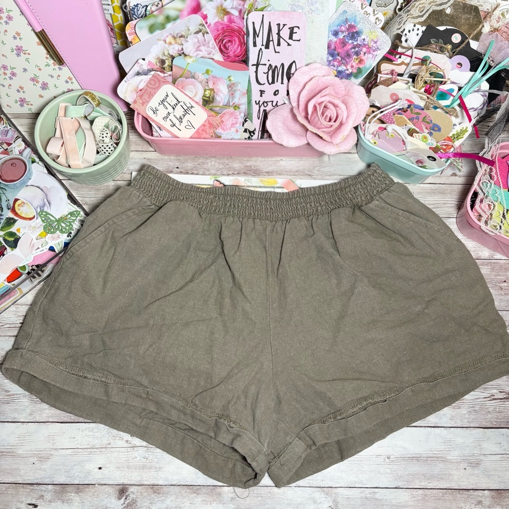 Forever 21 Linen Pull On Shorts Women’s Size Small Khaki Olive F21 Summer Casual